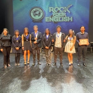 La banda del colegio participa en la actividad “Rock your English”